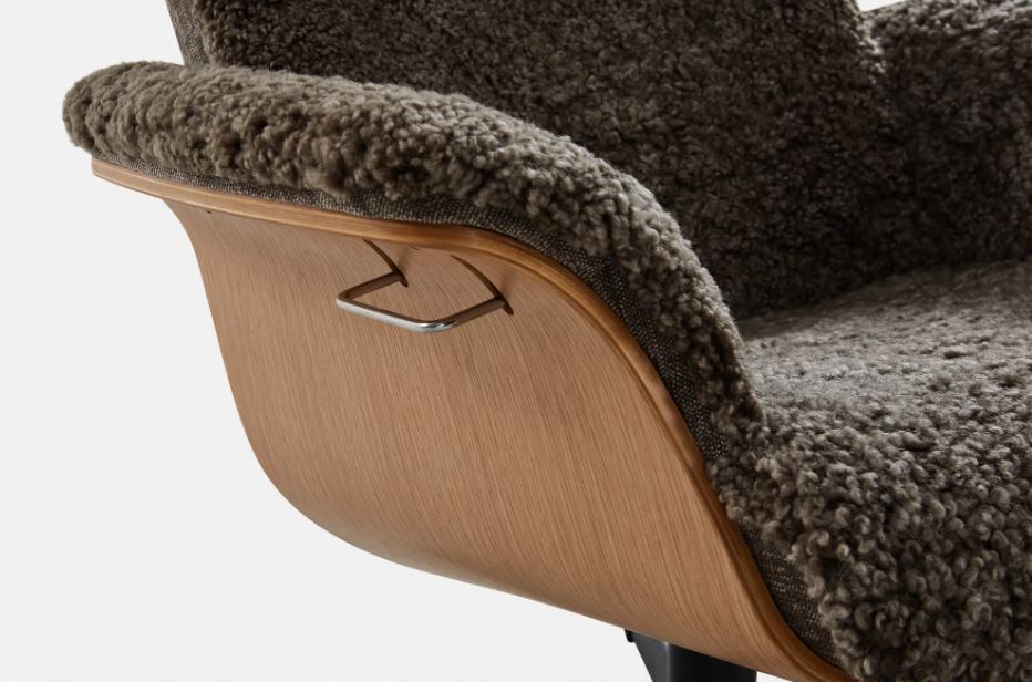the Conform Timeout living room reclining swivel chair is available in Edmonton at McElherans Furniture + Design